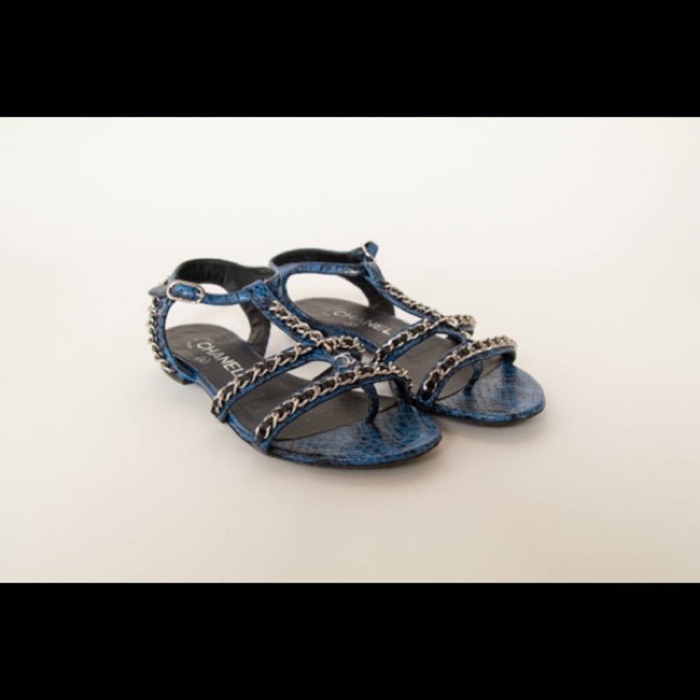 Chanel Dark Blue Snake Chain Thong Flat Sandal